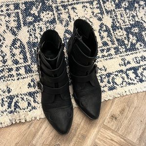 Western inspired bootie
